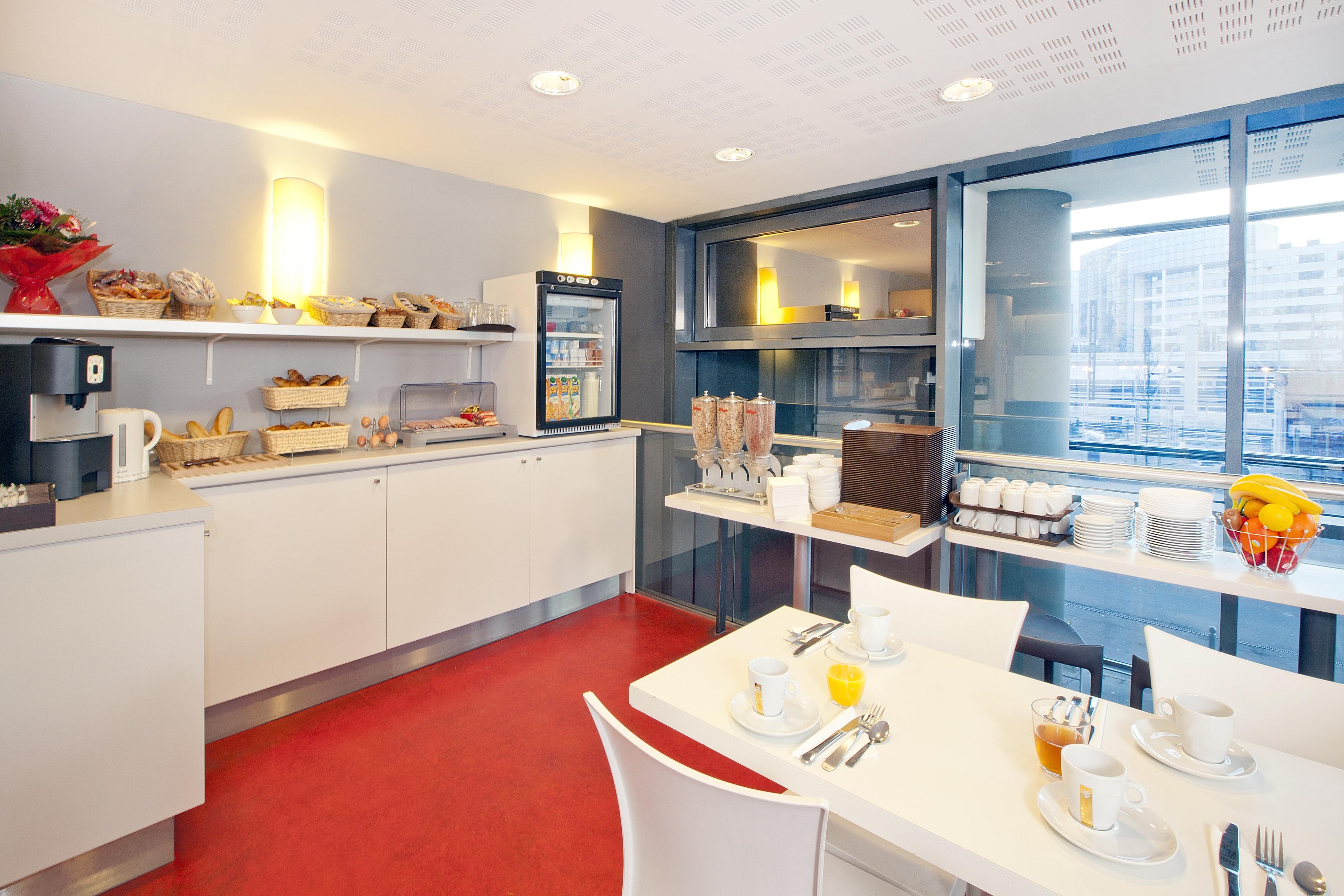 Sejours & Affaires Lille Europe Aparthotel Exterior foto